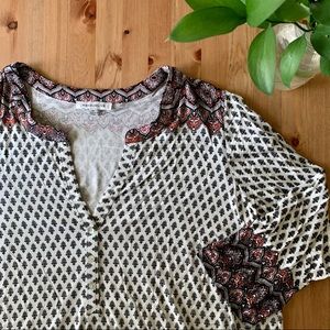 NWOT Cream Black Pink Boho Batik Henley